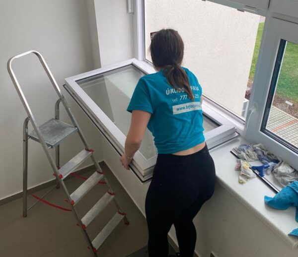 Profesionální úklid v uherském hradišti bez kompromisů